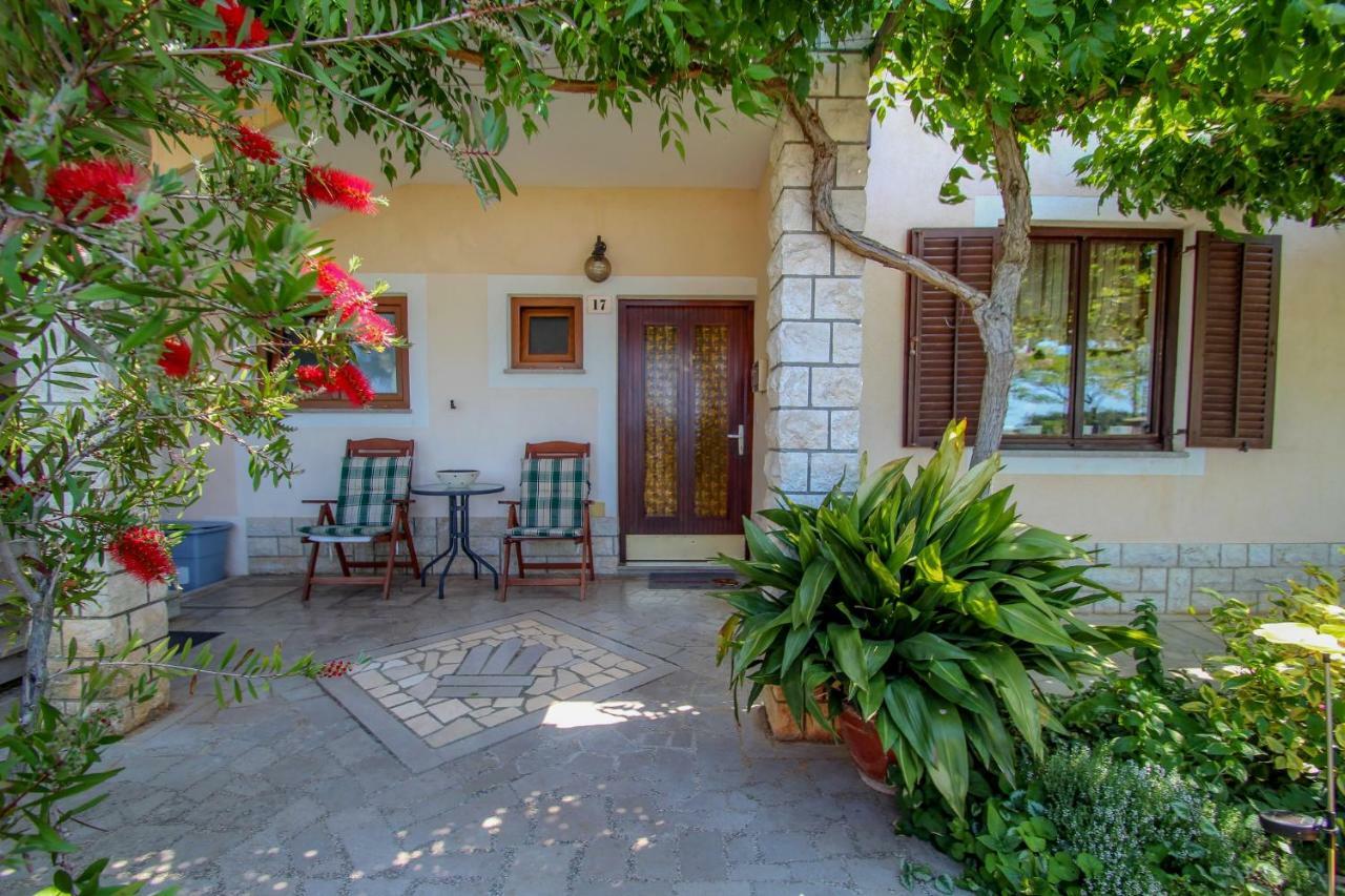 Apartment Sanja Novigrad Istria Esterno foto