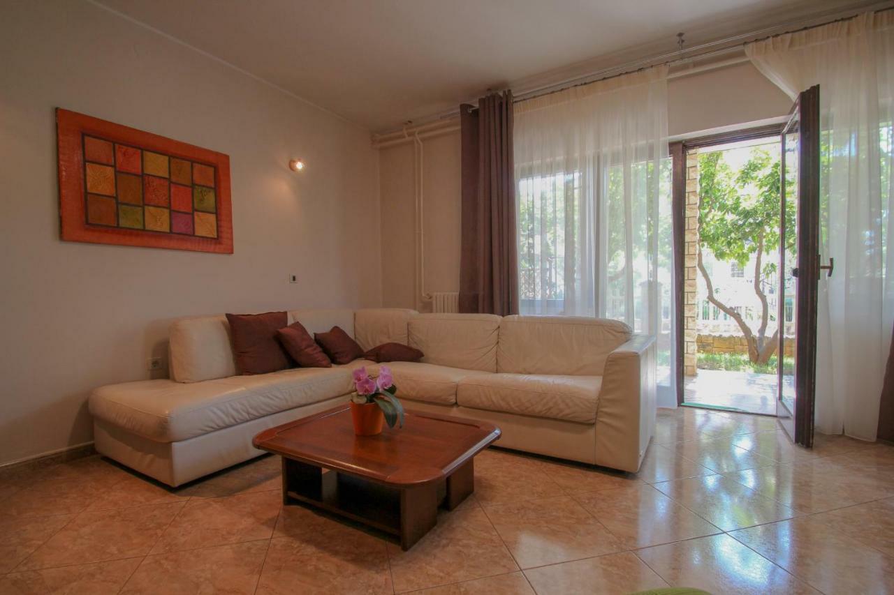 Apartment Sanja Novigrad Istria Esterno foto