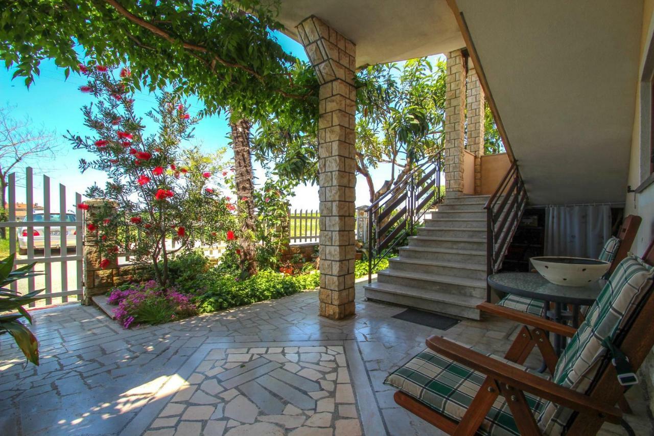 Apartment Sanja Novigrad Istria Esterno foto