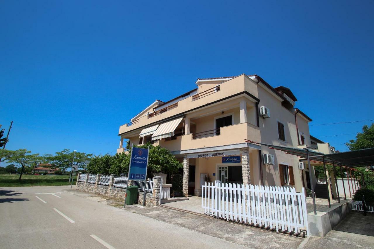 Apartment Sanja Novigrad Istria Esterno foto
