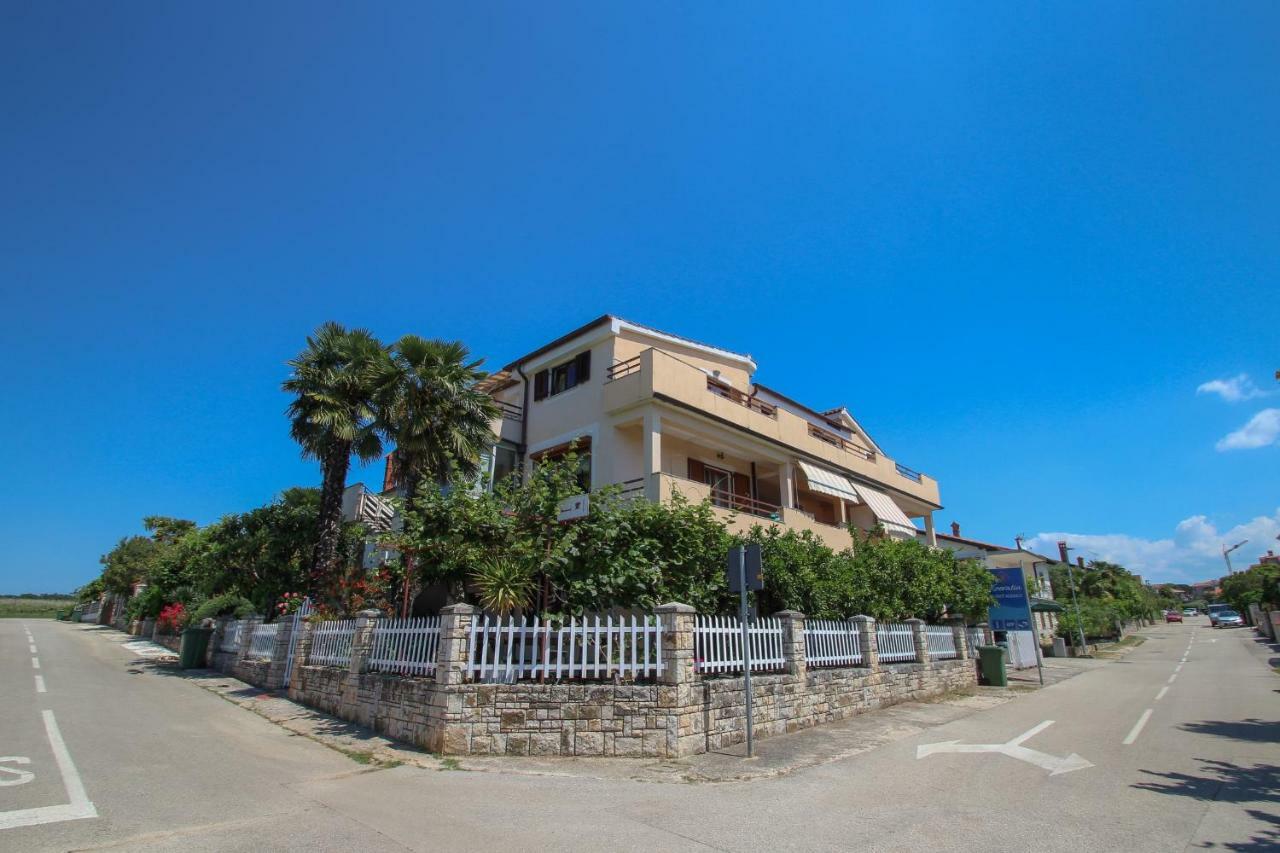 Apartment Sanja Novigrad Istria Esterno foto